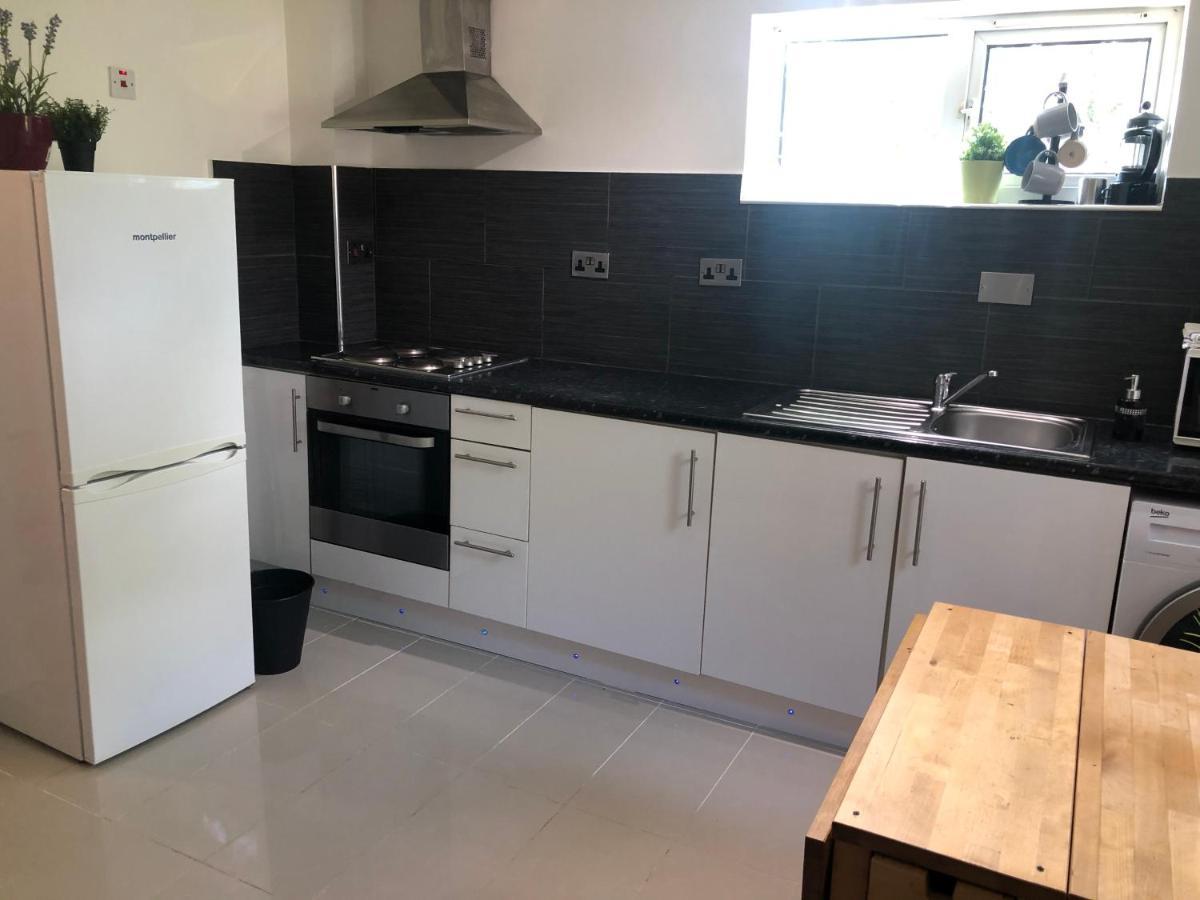 Cosy 2 Bedroom -heathrow Airport Appartement Hayes (Greater London)